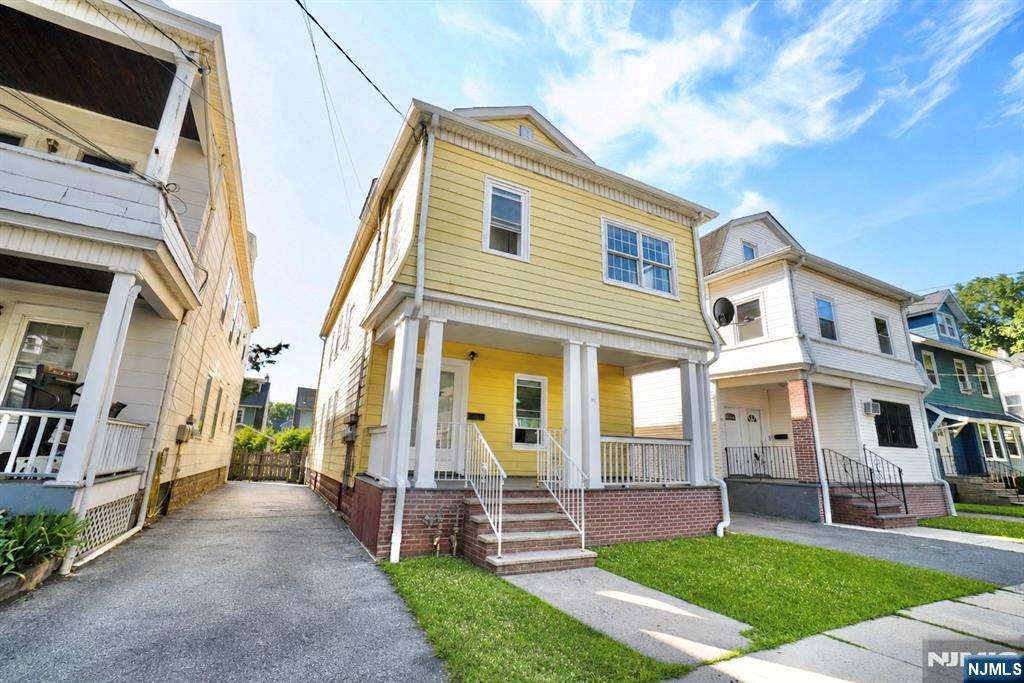 83 Berkeley Avenue - Photo 3