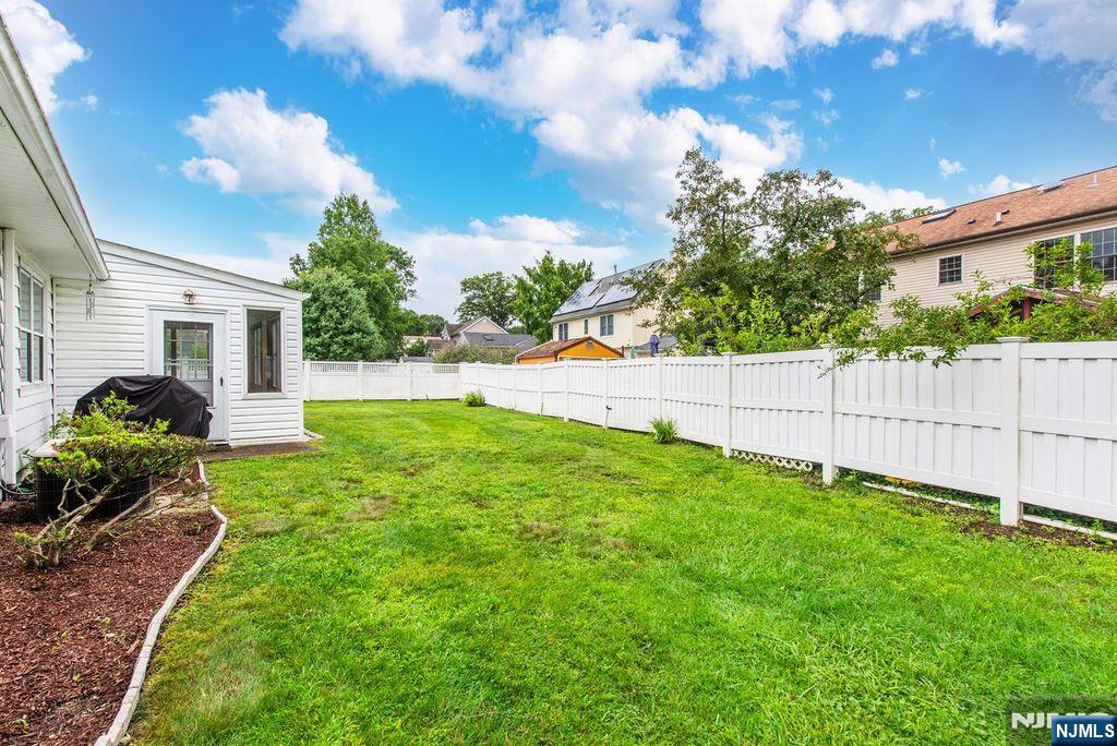 37 Susan Ave, Midland Park, NJ 07432