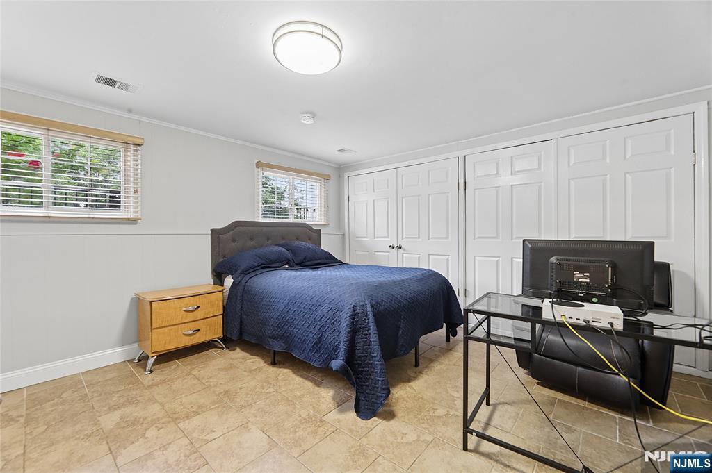 27 Colonial Woods Drive