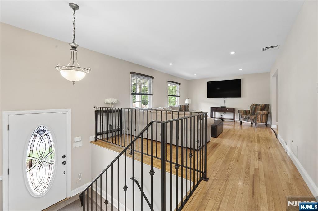 27 Colonial Woods Drive