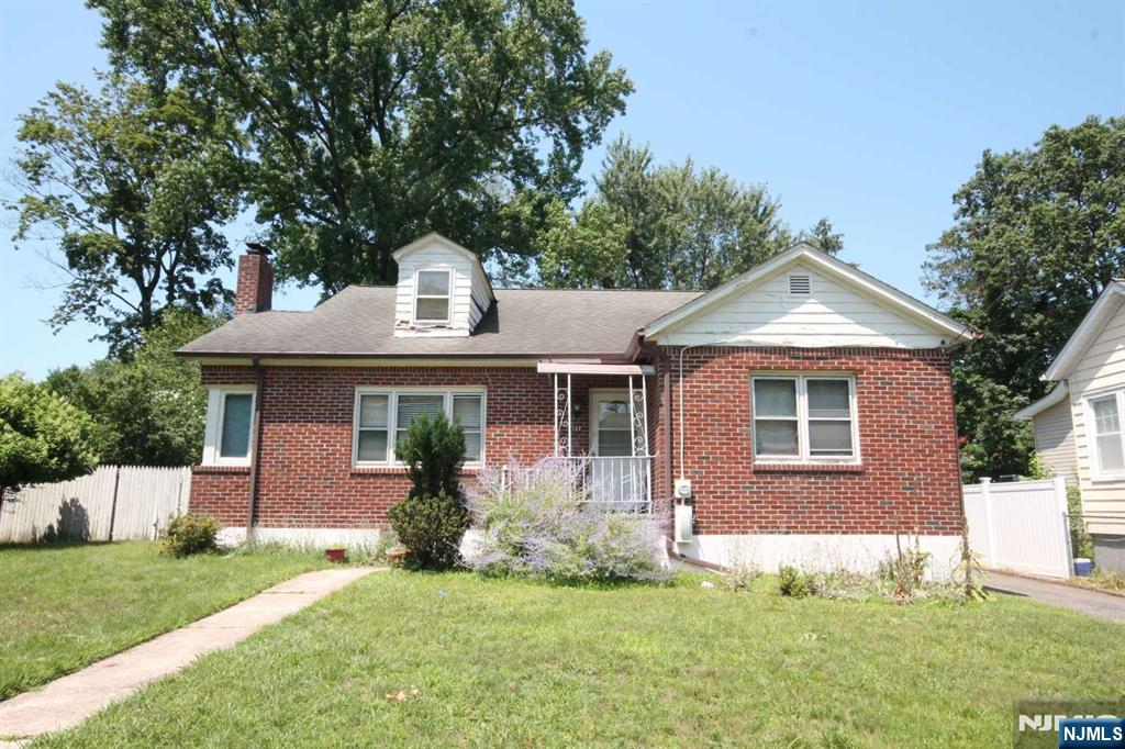 142 Orange Street - Photo 1