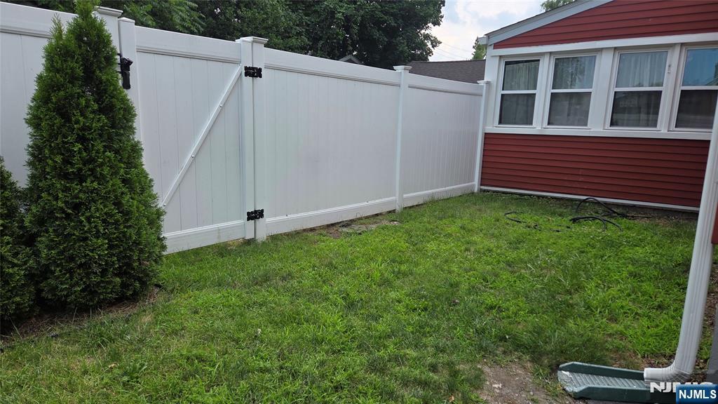 122 Westview Avenue - Photo 2