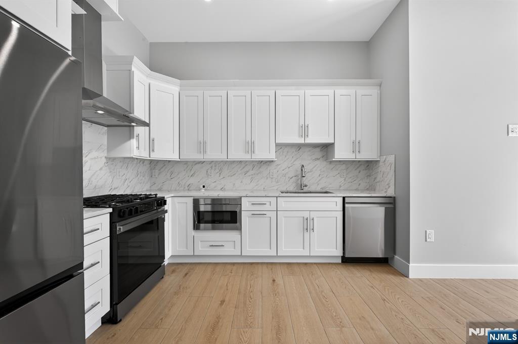 126 De Kalb Avenue #A