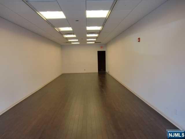 10 N Dean Street - Photo 3