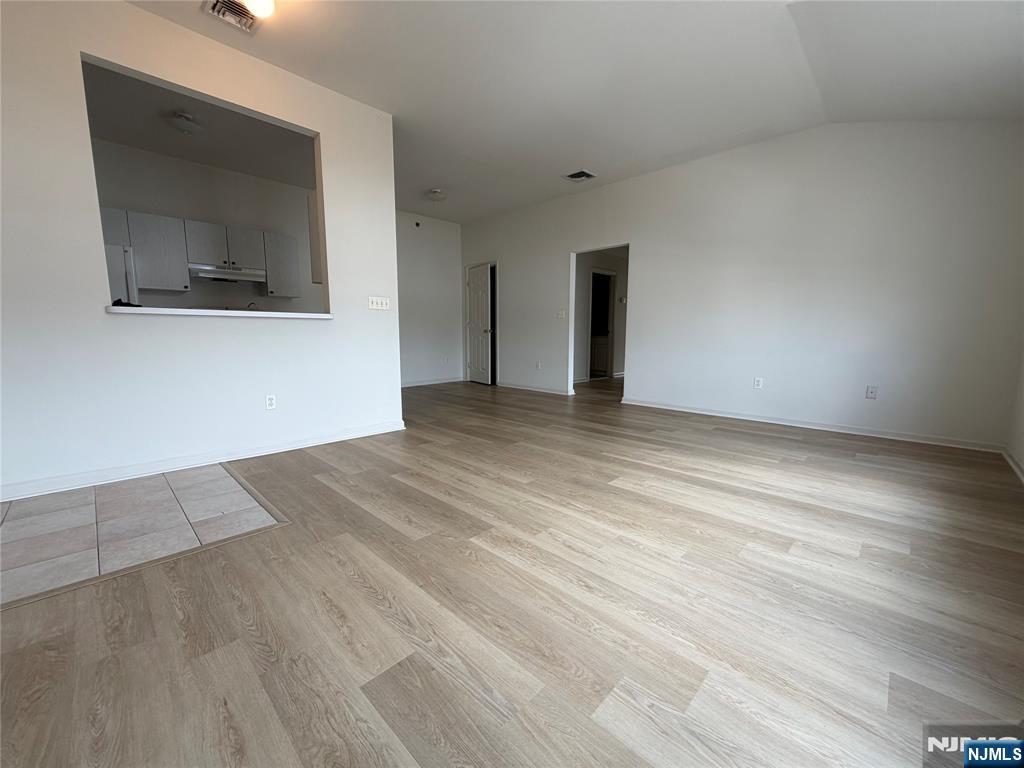 33 Prospect Street 10 - Photo 2