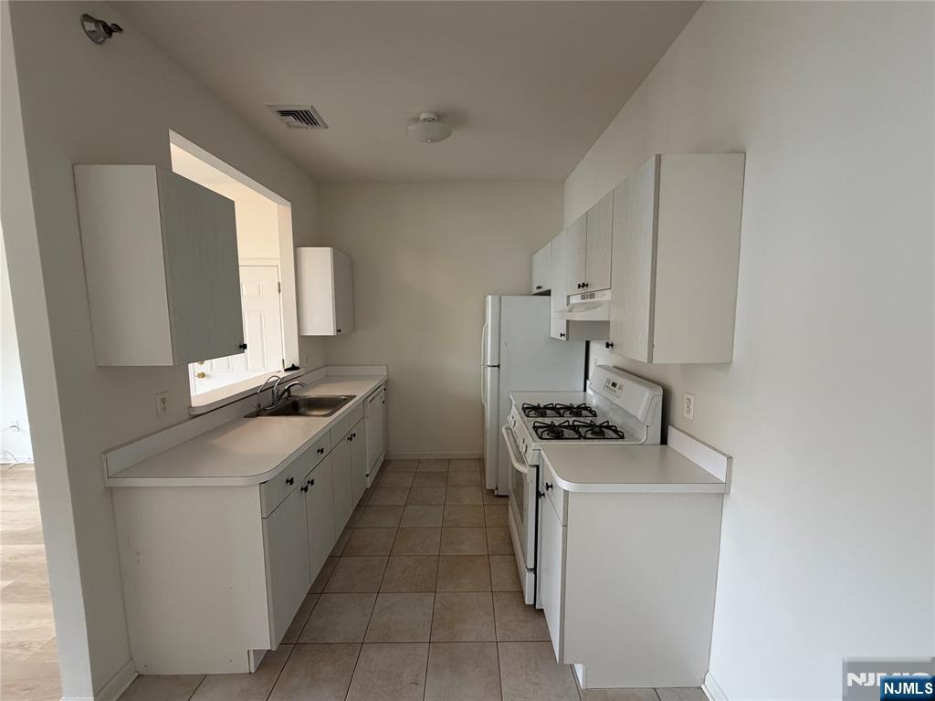 33 Prospect Street 10 - Photo 5