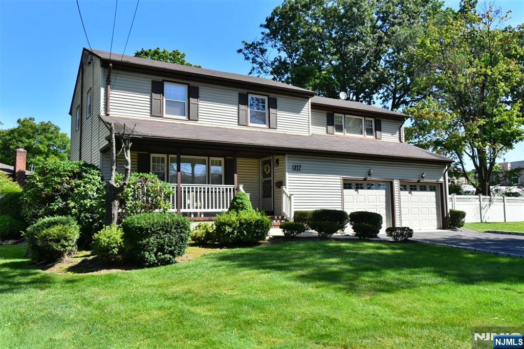 Single family home for sale at 317 Mckinley Blvd, Paramus, NJ 07652 | MLS# 26028319