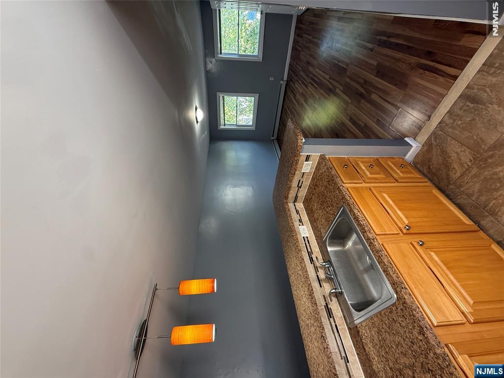 631 Myrtle Street 629 - Photo 3