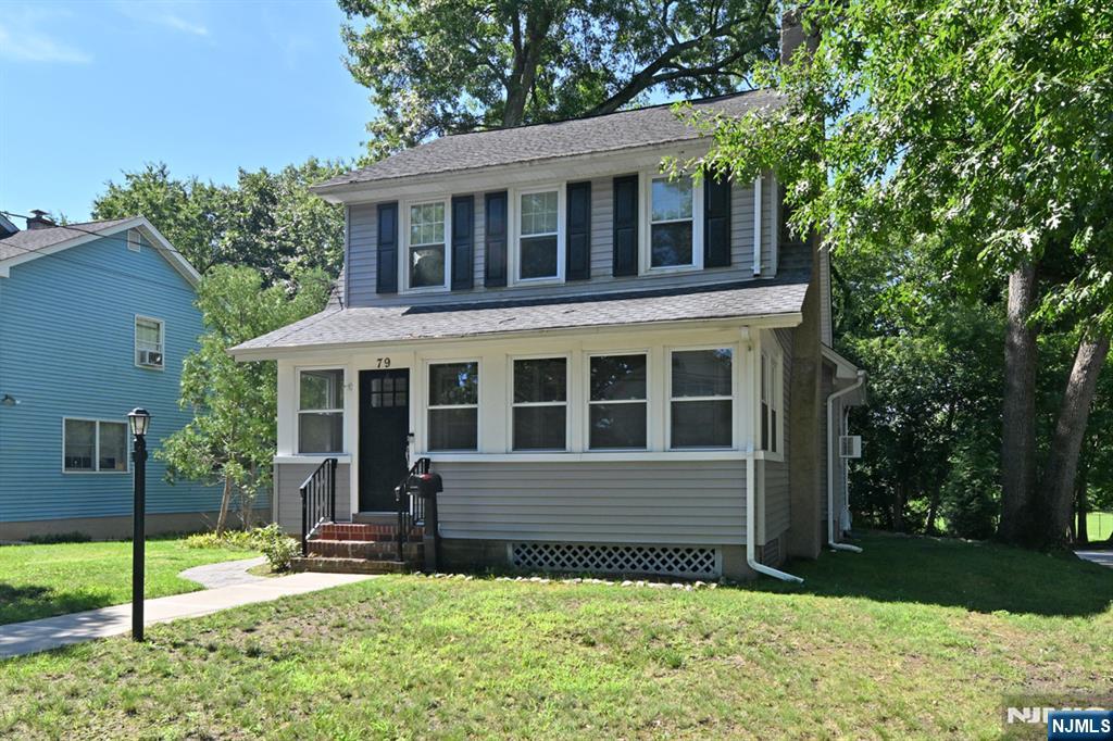 79 Westend Ave, Westwood, NJ 07675