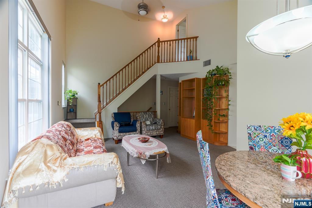 1234 Richmond Road - Photo 4