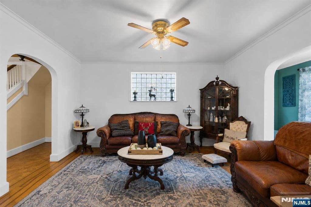 371 Park Ave, Fairview, NJ 07022