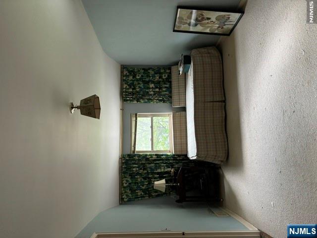25 Glenwood Avenue