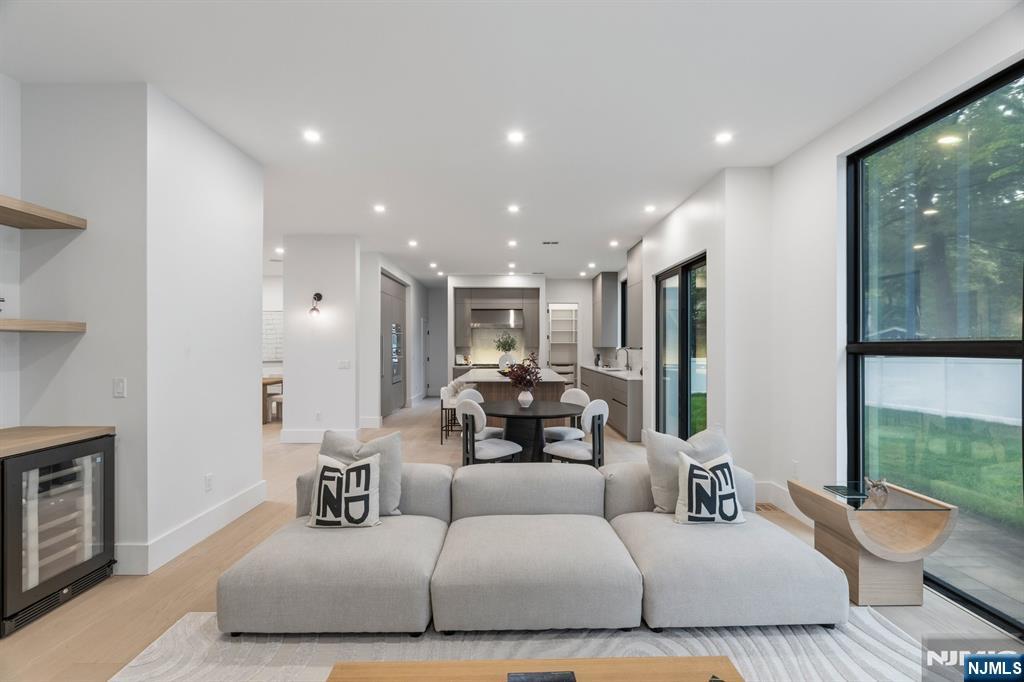 65 Lenox Avenue — photo 17