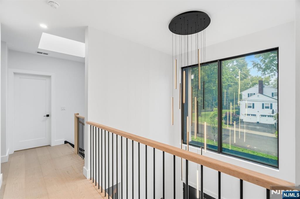 65 Lenox Avenue — photo 24