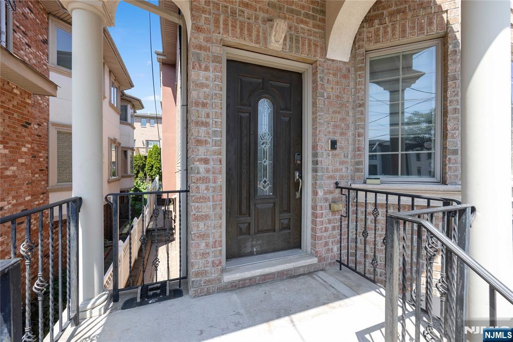 215 4th Street A - Photo 5