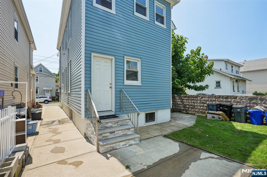 155 Hayward Place