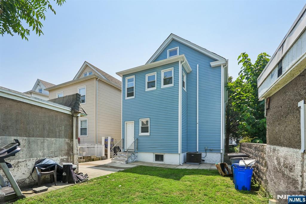 155 Hayward Place