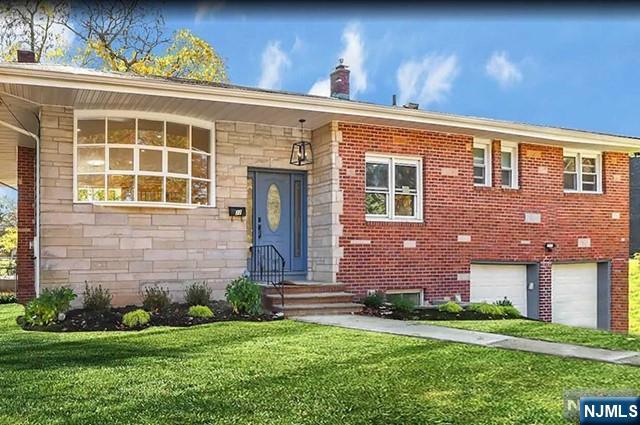 22 Greentree Terrace - Photo 2