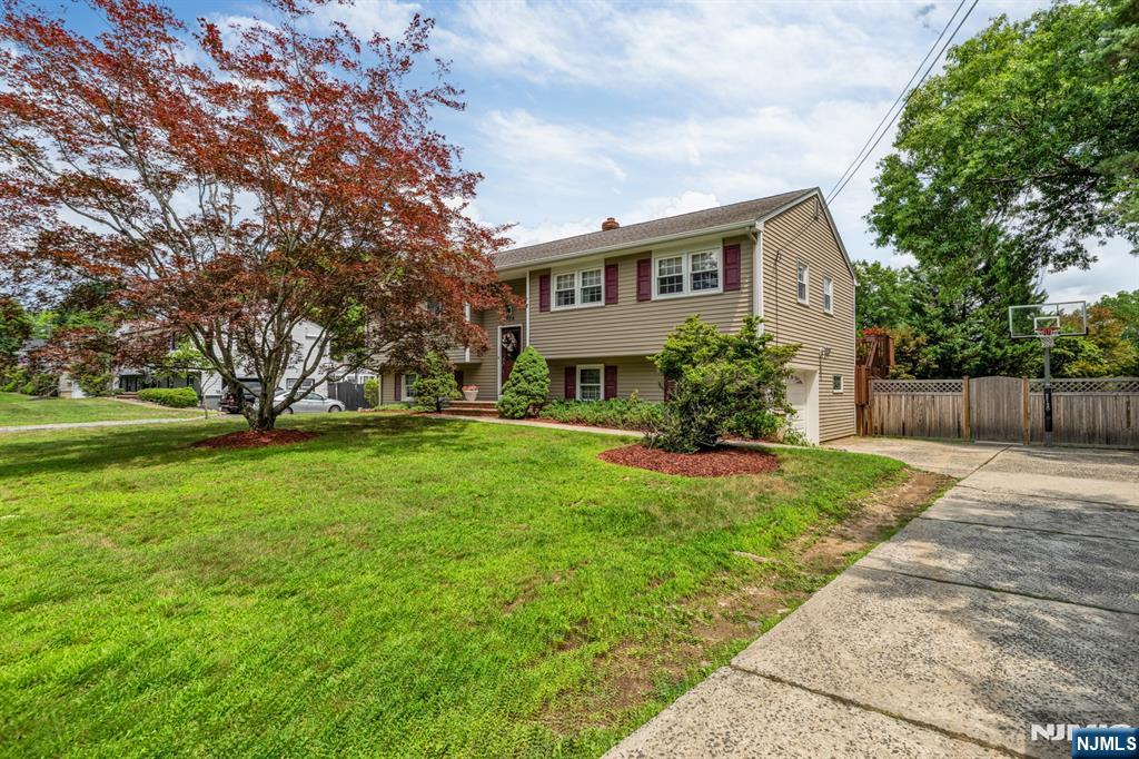 328 Ruckman Road - Photo 2