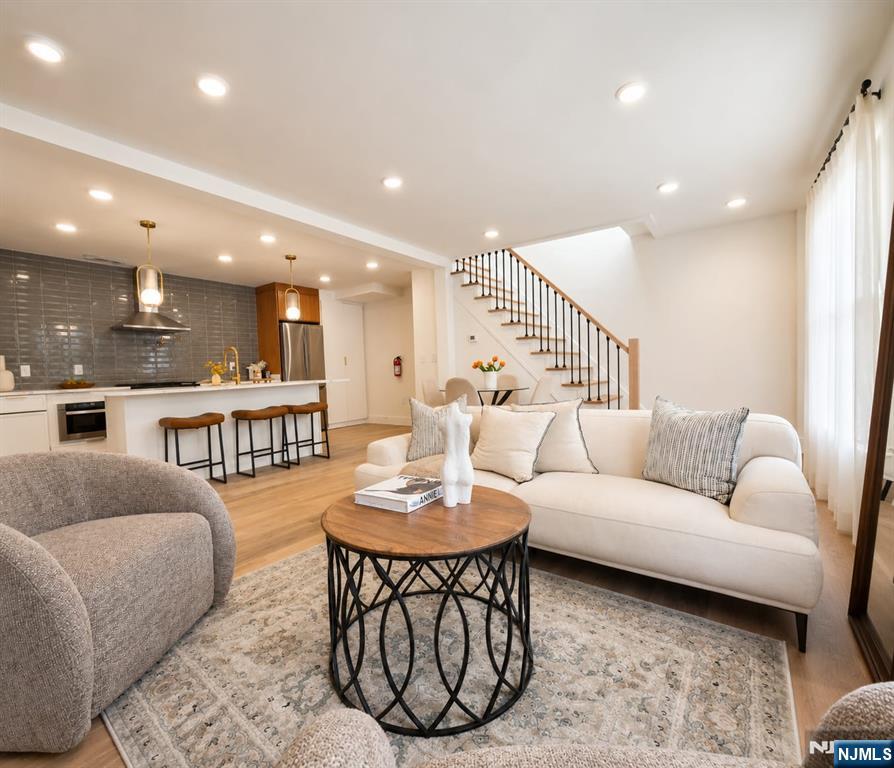7 Pierce Avenue - Photo 3