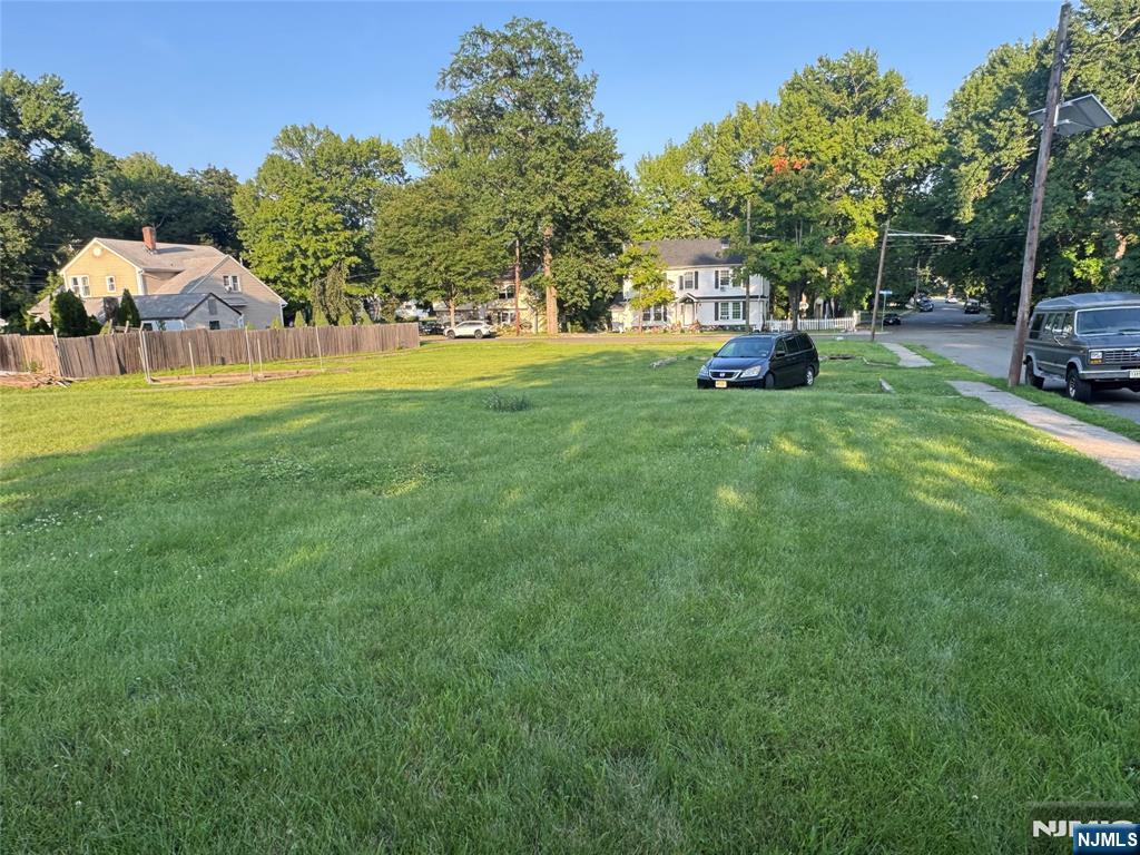 192-194 Forest Avenue - Photo 3