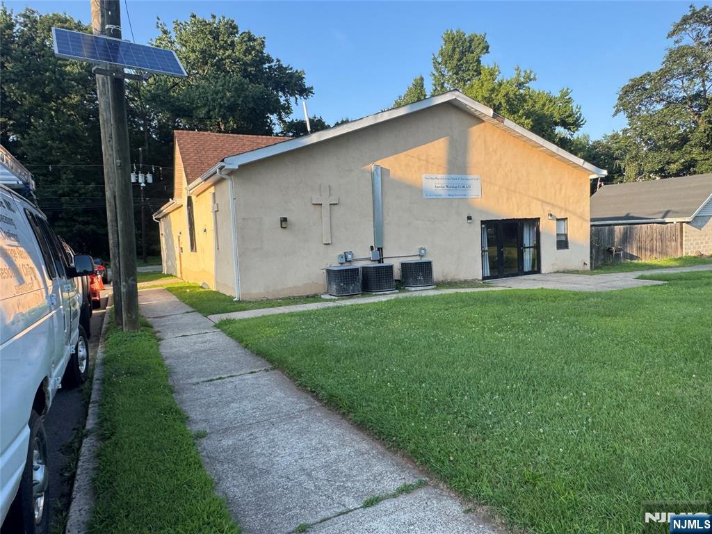 192-194 Forest Avenue - Photo 4