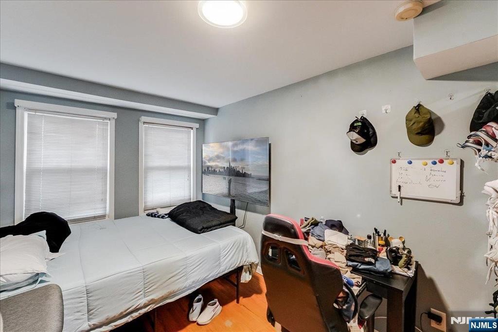 327 Stover Ave, North Arlington, NJ 07031