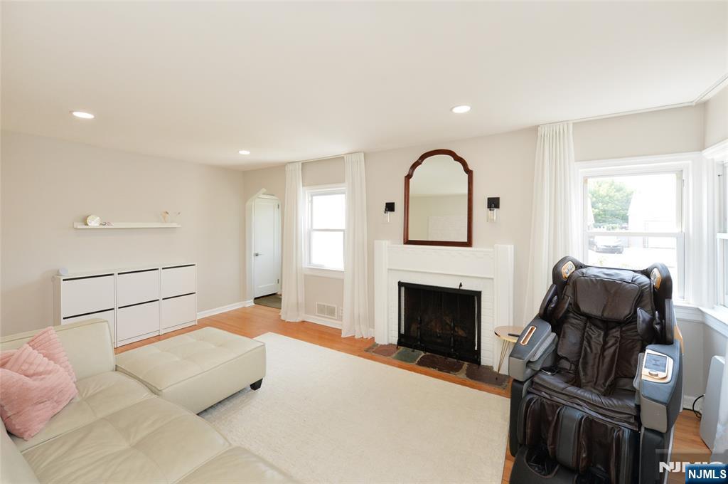 612 Beech Avenue - Photo 3