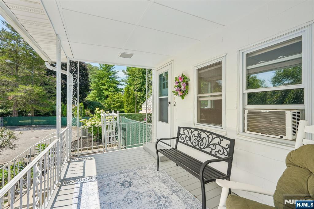 2 Howard Street - Photo 3