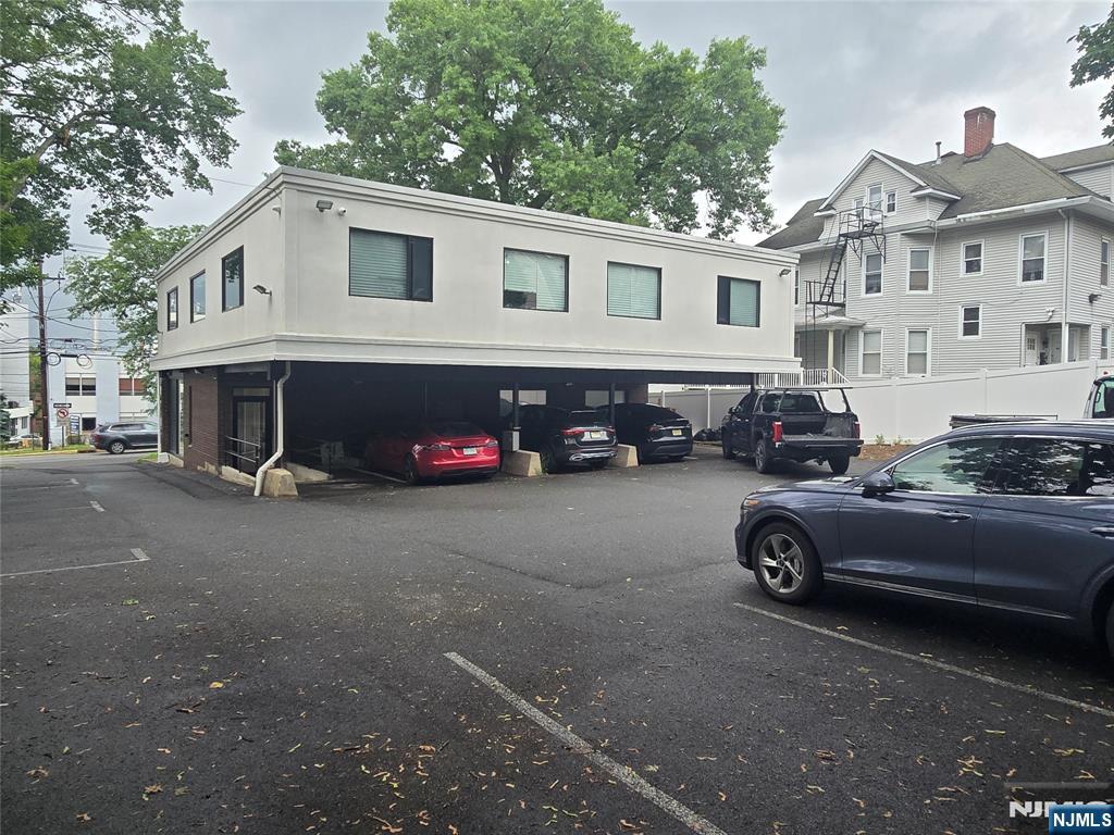 185 Engle - Photo 2
