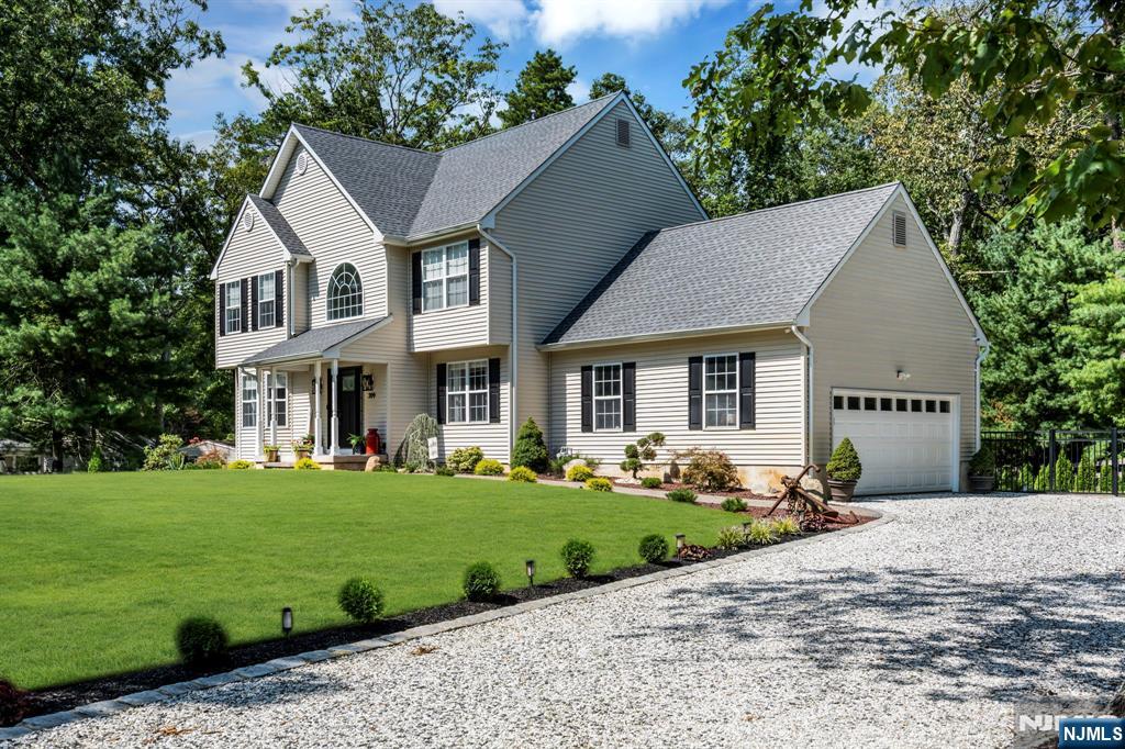209 Success Road - Photo 3