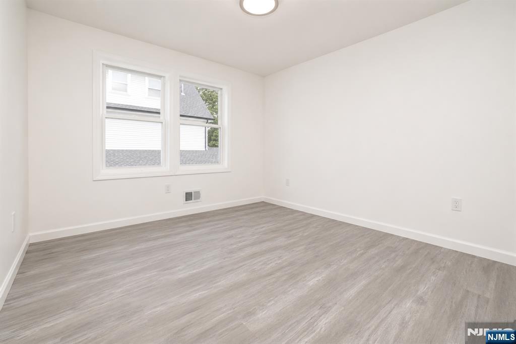 131 Lindsley Place