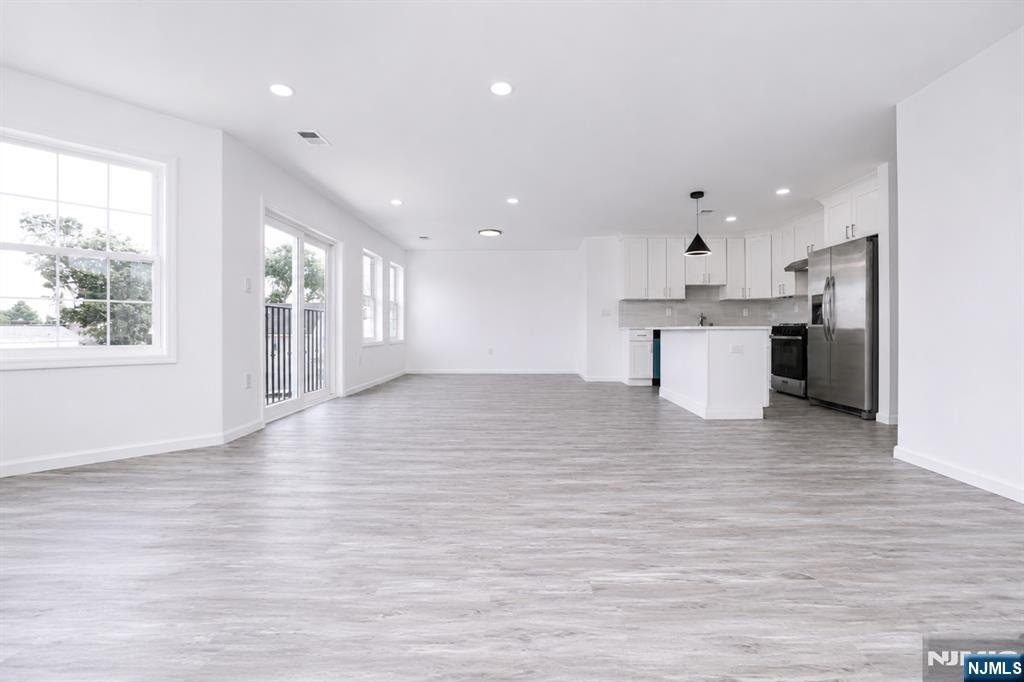 131 Lindsley Place