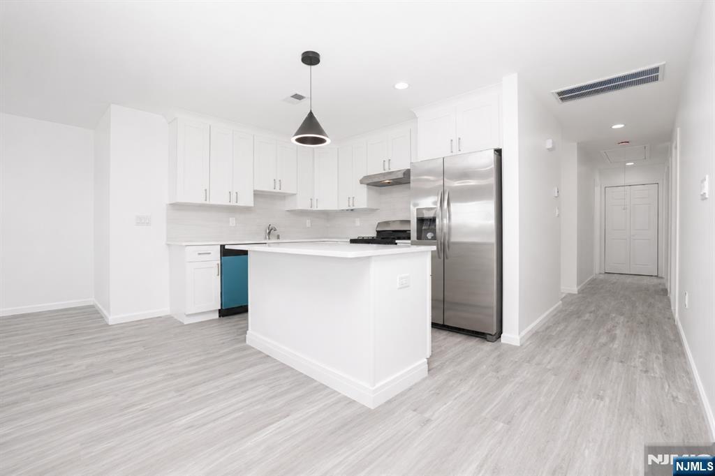 131 Lindsley Place