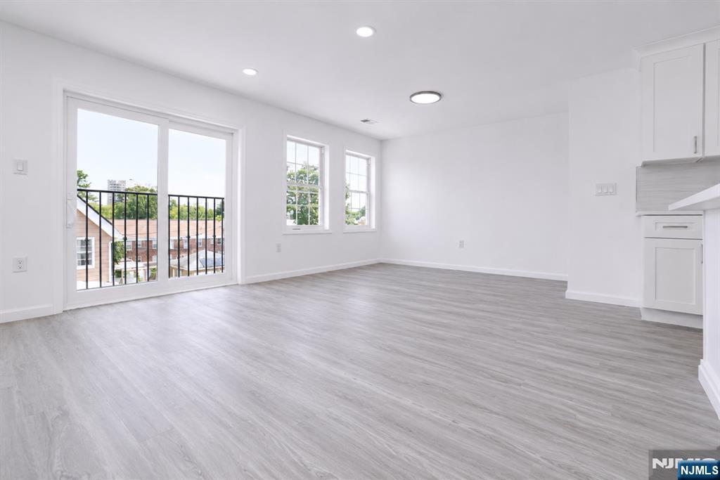 131 Lindsley Place