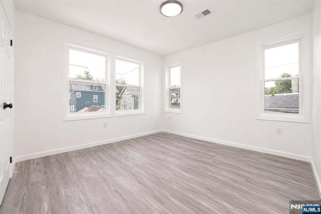 131 Lindsley Place