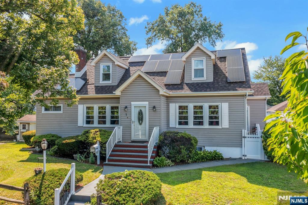 1 Hewitt Avenue - Photo 2