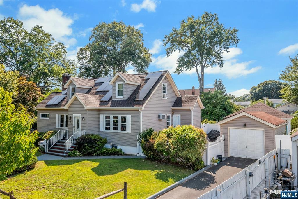 1 Hewitt Avenue - Photo 3