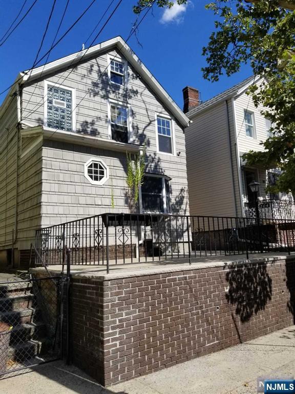 204 3rd Street - Photo 1