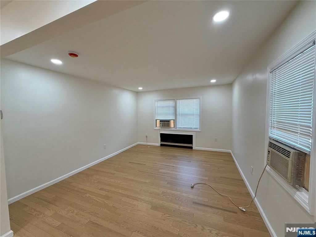103-107 Mt Vernon Place 2 - Photo 3