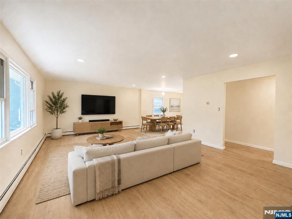 28 Carr Street 1 - Photo 5