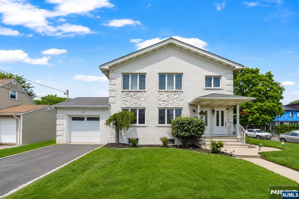 137 Stefanic Avenue 1 - Photo 1