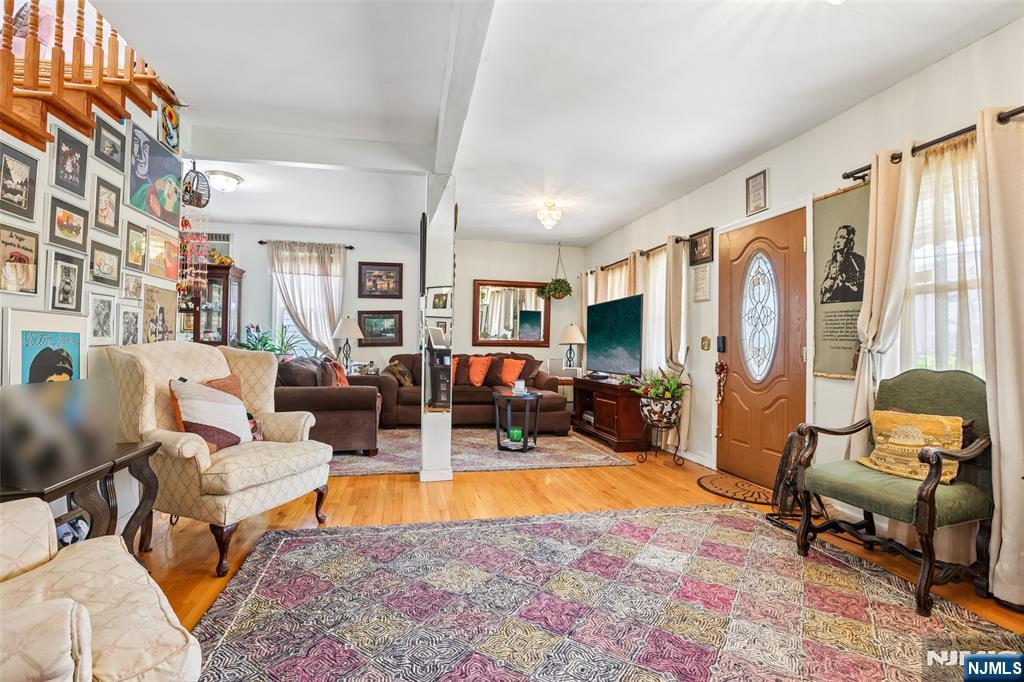 Photo 3 of Single family home for sale at 263 Morningside Ave, Cliffside Park, NJ 07010 | MLS# 26028488 | Listing updated on 2026-09-19