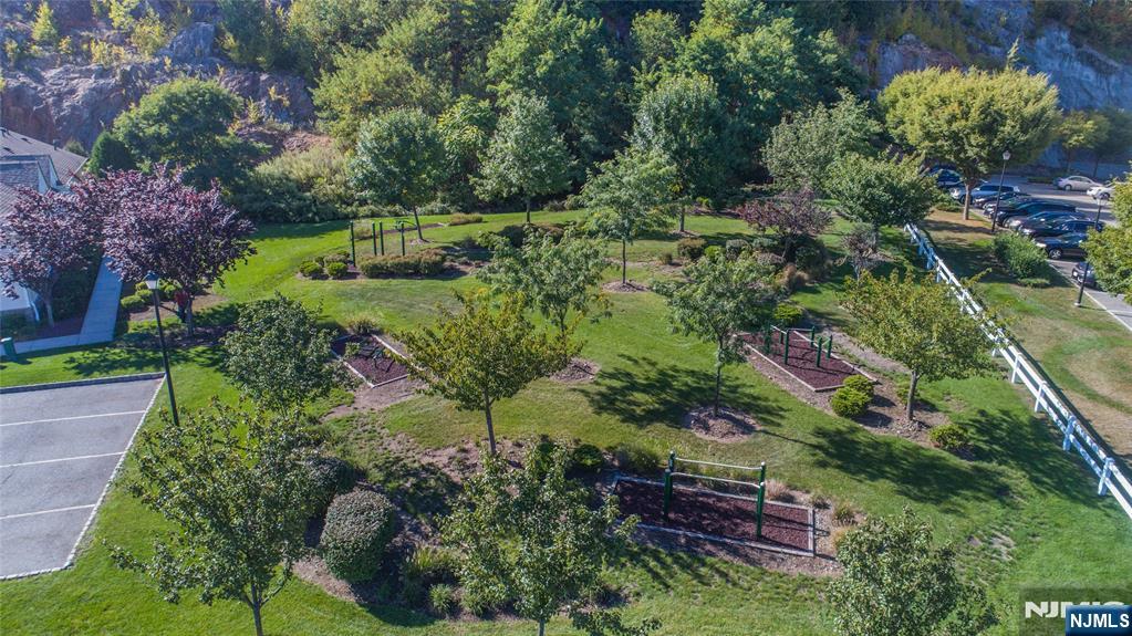 7215 Coventry Court - Photo 4