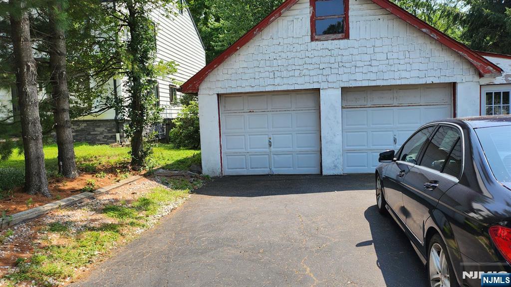 48 Cortland Place FL 2 - Photo 4