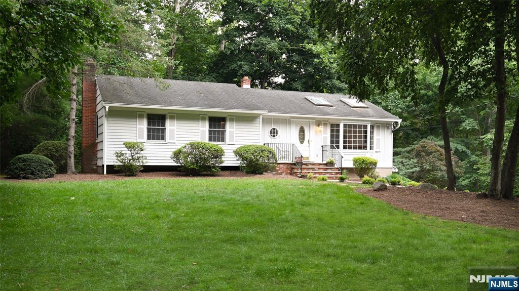 756 Sunset Terrace - Photo 2