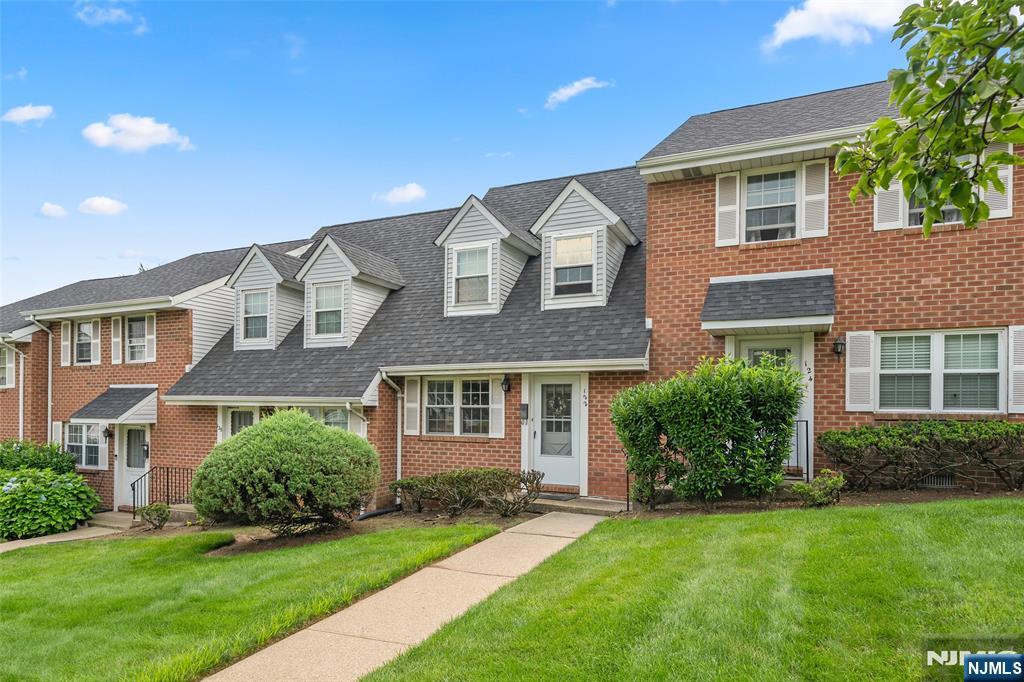 122 Parkview Dr #7, Teaneck, NJ 07666