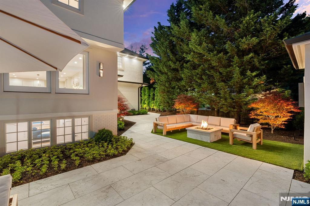 306 Hutchinson Road — photo 44