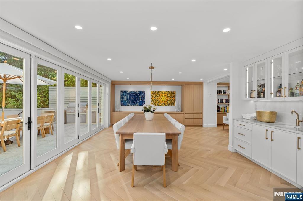 306 Hutchinson Road — photo 9