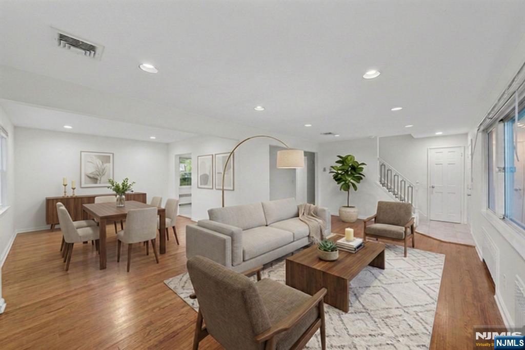 160 Magnolia Avenue - Photo 2